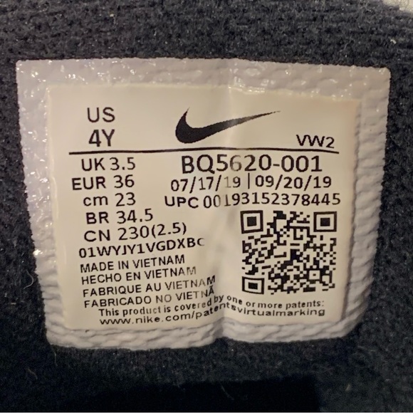 ⚡️ NIKE KYRIE FLYTRAP 3 BLACK & VOLT GS SIZE 4Y YOUTH BASKETBALL SHOES ⚡️ - Picture 6 of 6